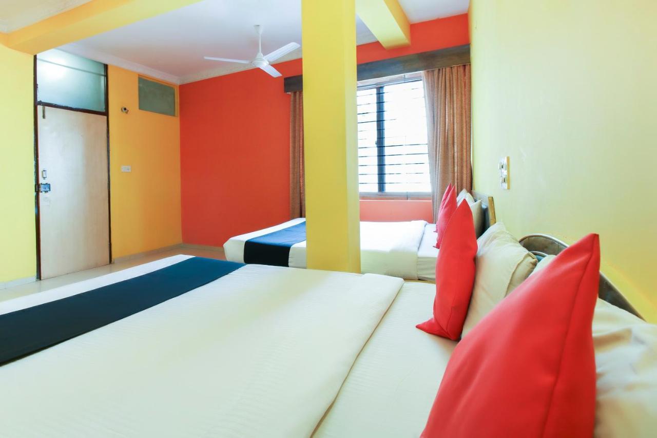 Capital O 71729 Lucky Inn Bangalore Exterior foto