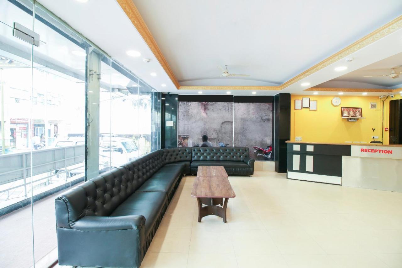 Capital O 71729 Lucky Inn Bangalore Exterior foto